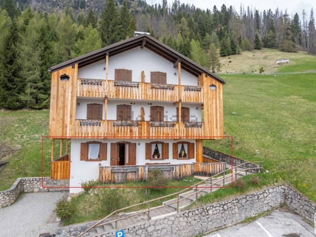 Appartamento in vendita a Colle Santa Lucia, Veneto
