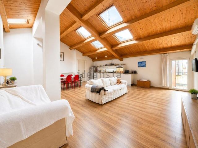 Appartamento in vendita a Centro Storico, Marche