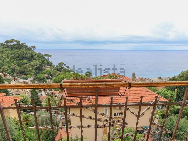 Appartamento in vendita a Il Boschetto, Camogli