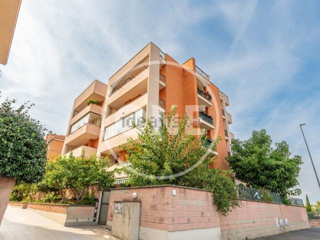Appartamento in vendita a Capannelle, Roma
