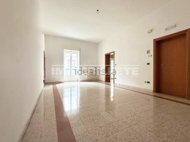 Appartamento in vendita a Altamura, Bari