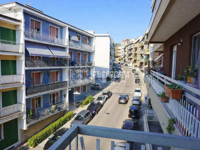 Appartamento in vendita a Marche, Ancona