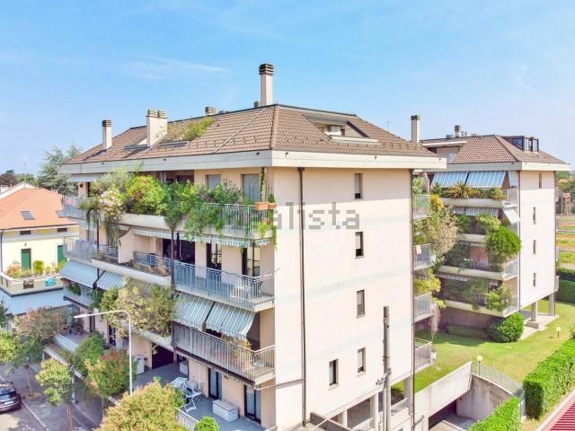 Attico in vendita a Santi Apostoli, Busto Arsizio