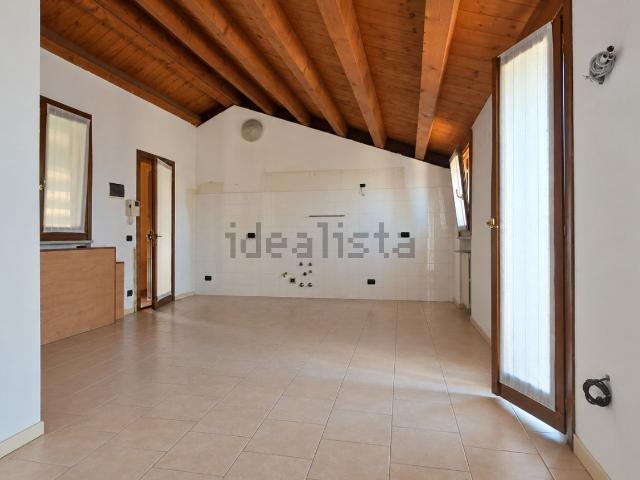 Attico in vendita a San Bonifacio, Verona