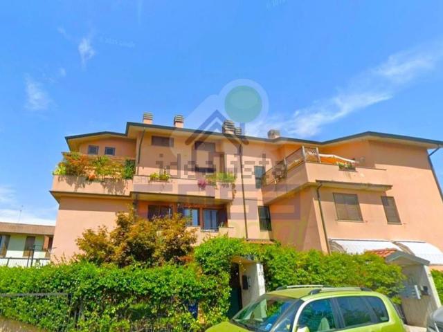 Appartamento in vendita a San Martino In Strada, Lombardia