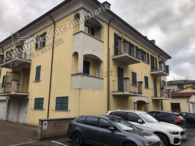 Appartamento in vendita a Borgo Val Di Taro, Reggio Emilia