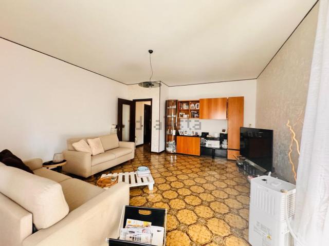 Appartamento in vendita a Legnago, Verona