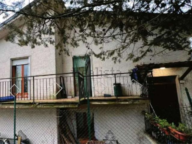 Appartamento in vendita a Longone Sabino, Lazio