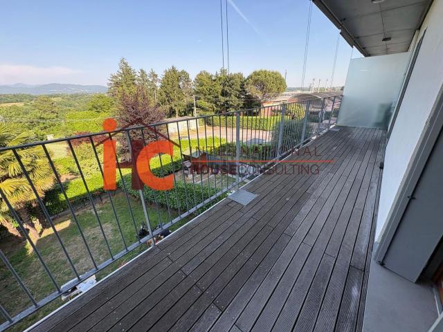 Appartamento in vendita a Lambrugo, Lombardia