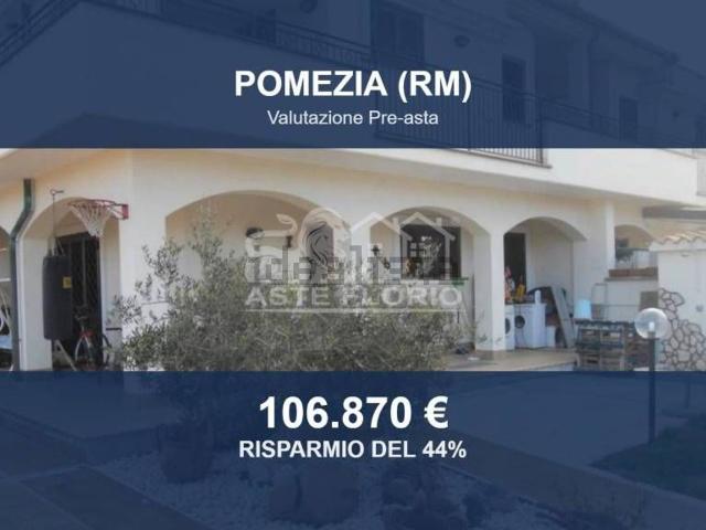 Appartamento in vendita a Laurentum, Roma Capitale