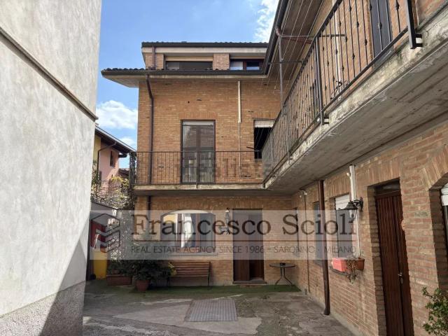 Appartamento in vendita a Volta-Prealpi, Saronno