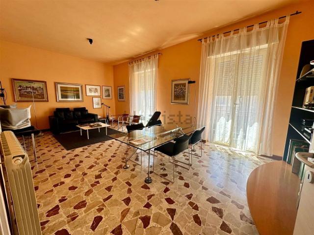 Appartamento in vendita a Comiso, Ragusa