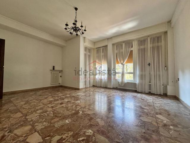 Appartamento in vendita a Mirabello, Re