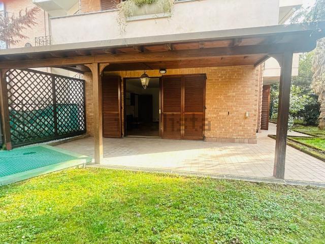 Appartamento in vendita a Vedano Al Lambro, Lombardia