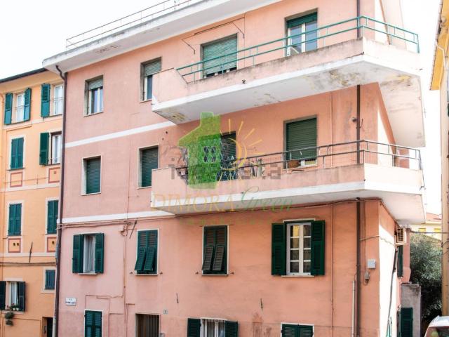 Appartamento in vendita a Borgo Marina, Imperia