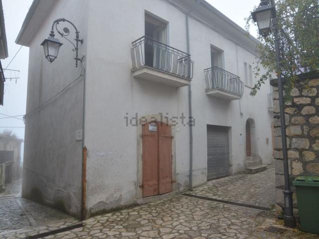Appartamento in vendita a Montemarano, Avellino