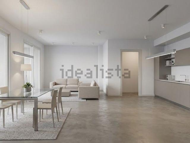 Appartamento in vendita a Peschiera del Garda, Verona
