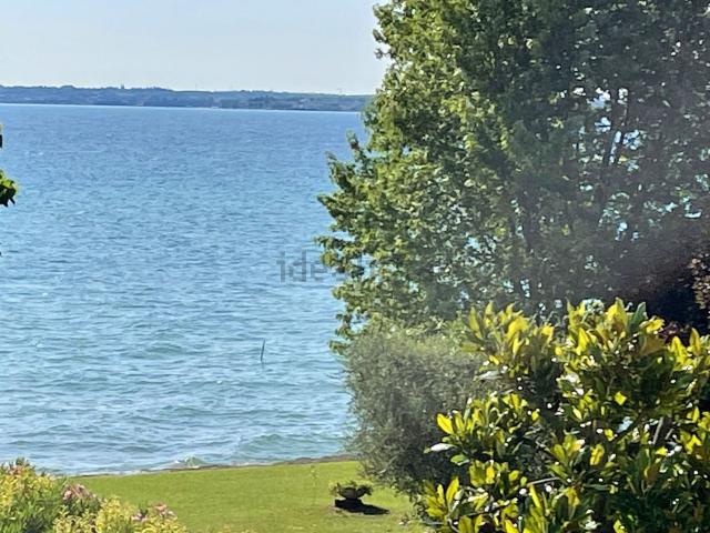 Attico in vendita a Sirmione, Brescia