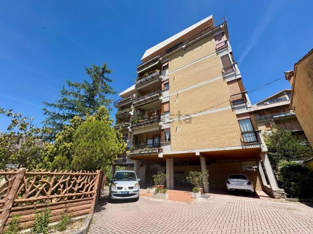 Appartamento in vendita a Piano, Marche