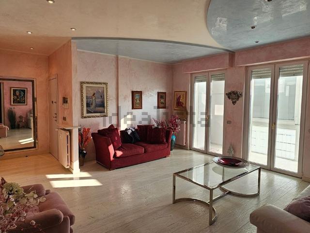 Appartamento in vendita a Est, Brenzone