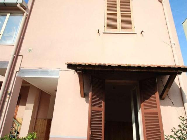 Appartamento in vendita a Centro Storico, Marche