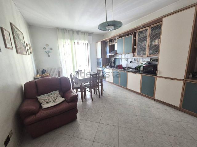 Appartamento in vendita a Lamezia Terme, Catanzaro
