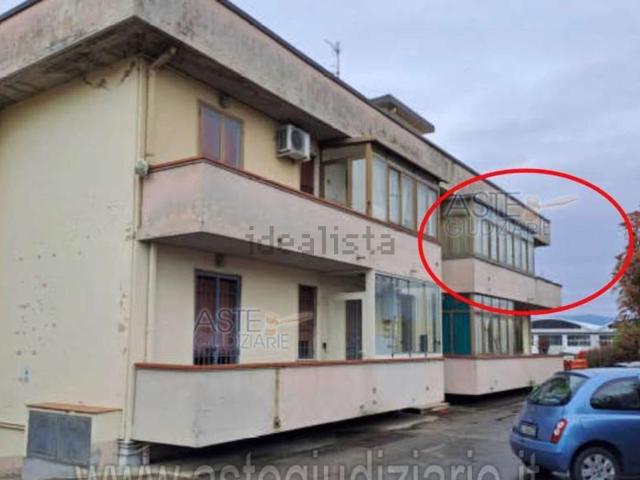Appartamento in vendita a Montemurlo, Toscana