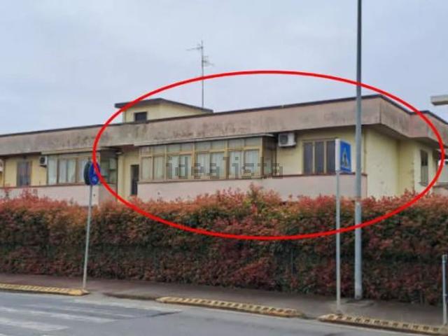 Appartamento in vendita a Montemurlo, Toscana