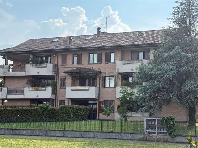 Appartamento in vendita a Cerro Al Lambro, Lombardia