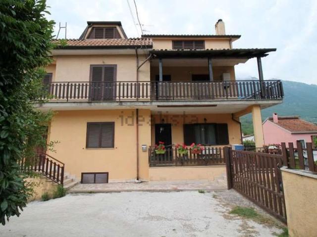 Appartamento in vendita a Balsorano, Abruzzo