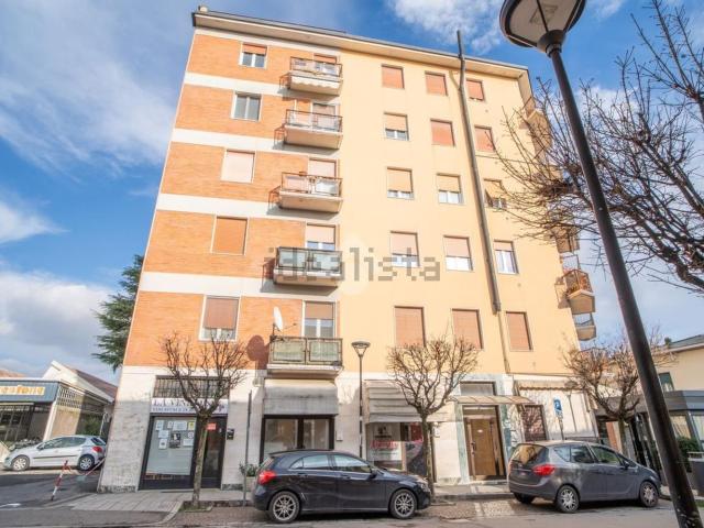 Appartamento in vendita a Sovico, Lombardia