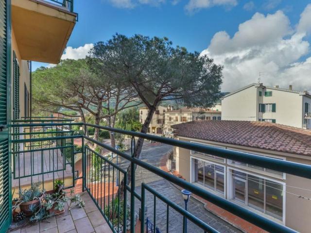 Appartamento in vendita a Campo nell'Elba, Marina Di Campo