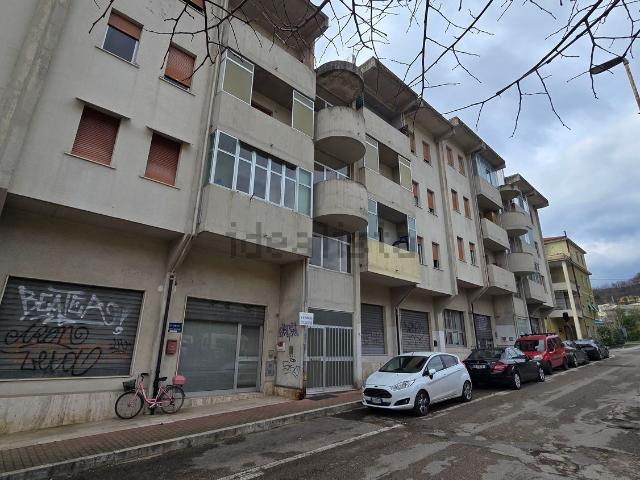 Appartamento in vendita a Borgo Solestà, Marche