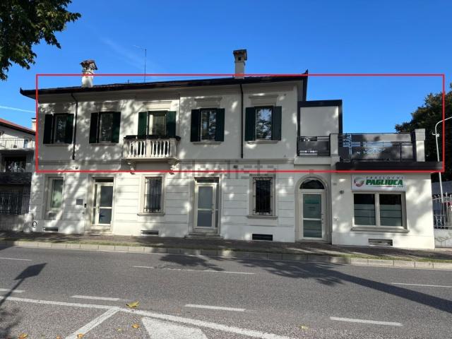 Attico in vendita a Borgo Pracchiuso, Udine / Udin