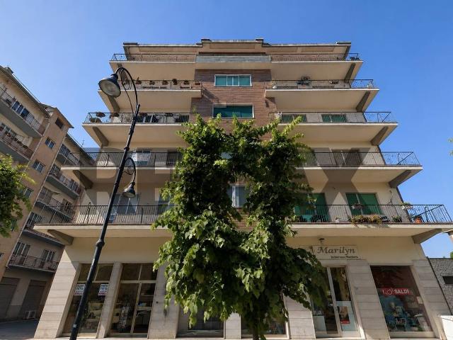Appartamento in vendita a Larino, Molise
