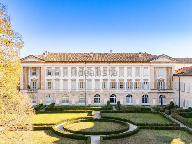 Appartamento in vendita a Lomagna, Lombardia