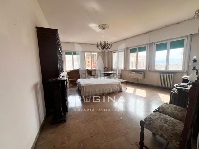 Appartamento in vendita a Centro Storico, Marche
