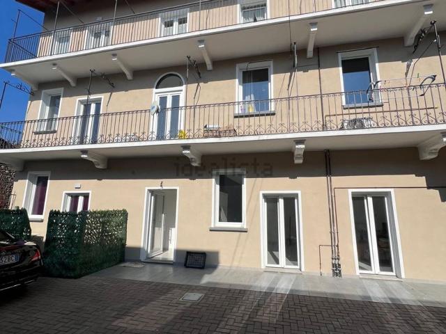 Appartamento in vendita a Varallo Pombia, Novara