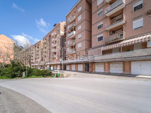 Appartamento in vendita a V Circoscrizione, Messina