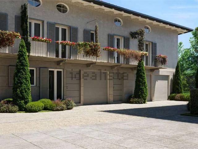 Appartamento in vendita a Meda, Lombardia