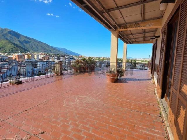 Attico in vendita a Pagani, Campania