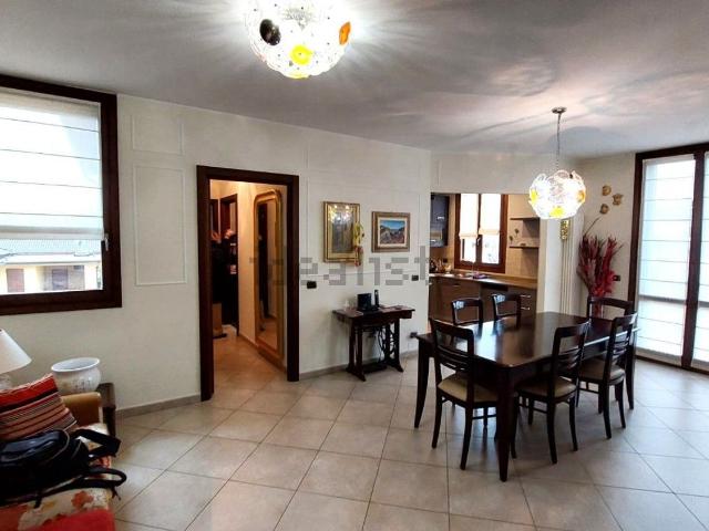 Appartamento in vendita a Montechiarugolo, Reggio Emilia