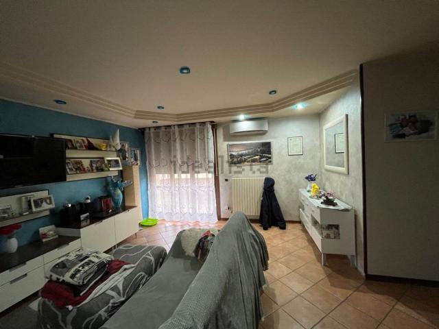 Appartamento in vendita a Re, Reggio Emilia