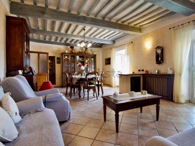 Appartamento in vendita a Sarteano, Toscana