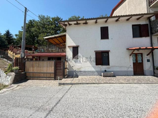 Appartamento in vendita a Gubbio, Perugia