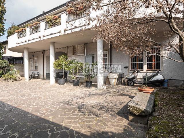 Appartamento in vendita a Robbiano, Giussano