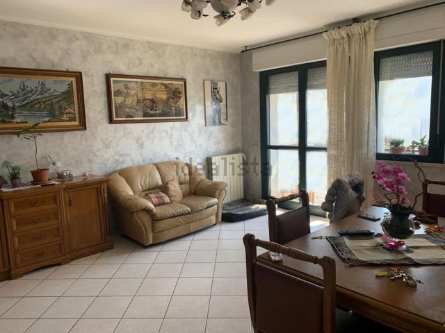 Appartamento in vendita a Rinchiostra, Marina Di Massa