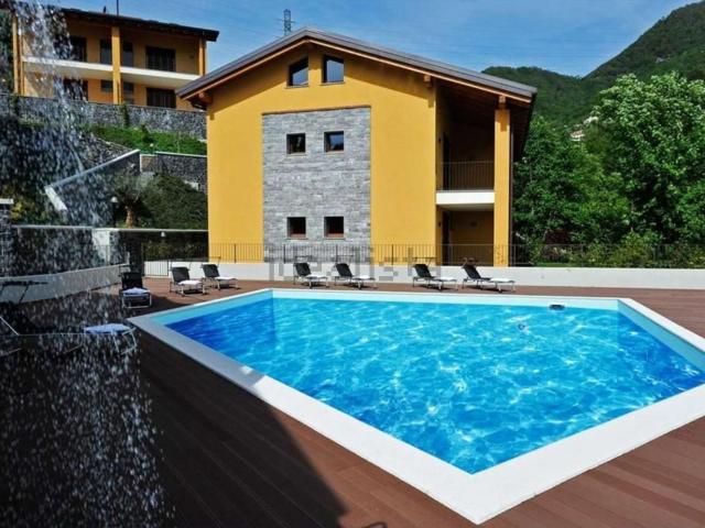 Appartamento in vendita a Argegno, Lombardia