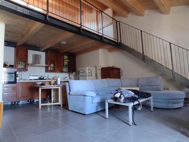 Appartamento in vendita a Castello al Monte, Marche