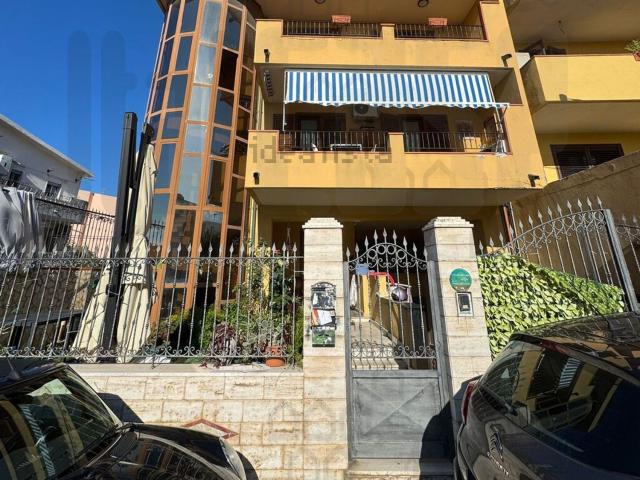 Appartamento in vendita a Sperone, Messina